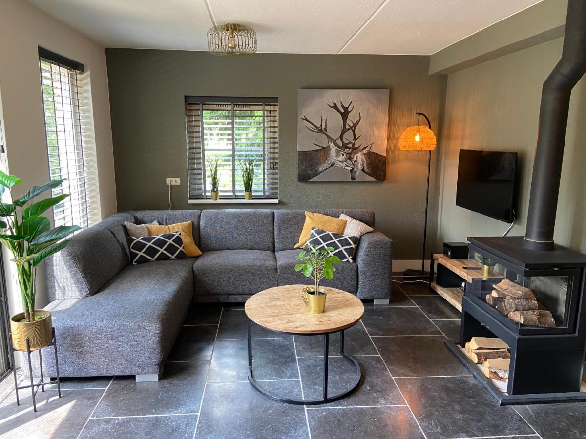 Villa Bosboerderij De Goudsberg Met Hottub In Tuin Lunteren Exterior foto